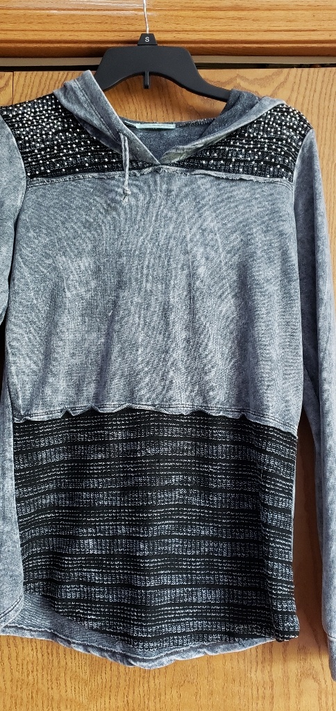 Womans Pullover